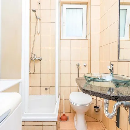 3 Bedroom Front In