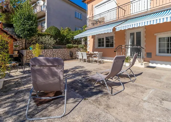 Gorgeous In With Wifi *