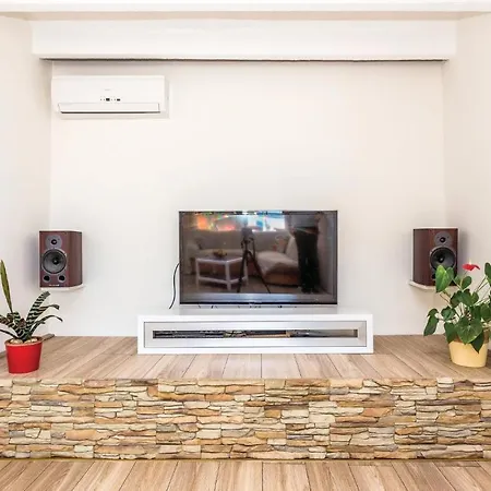 Beautiful In With Kitchen Apartment Selce