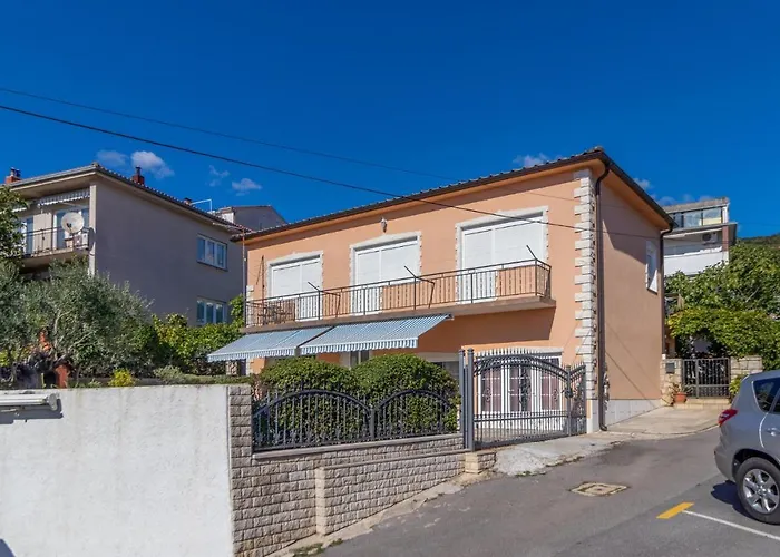 Gorgeous In With Wifi Apartament Selce