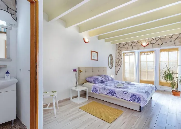 Gorgeous In With Wifi Apartman Selce