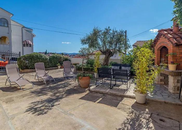 Gorgeous In With Wifi Apartman